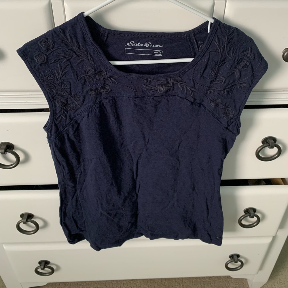 Size tall medium blue tshirt!